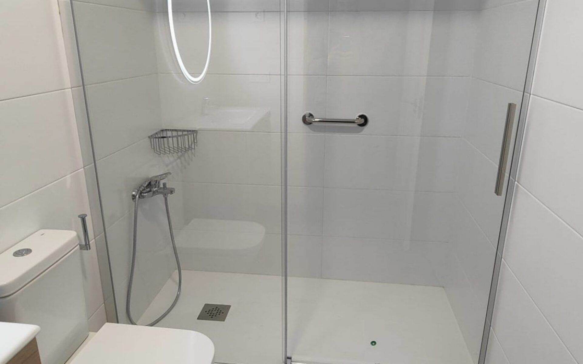 Cambio de bañera por ducha – Paseo Sarasate